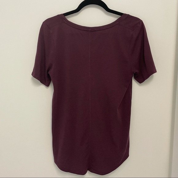 ✨BABATON✨ Sami Scoop T-Shirt w front pocket - Picture 3 of 6